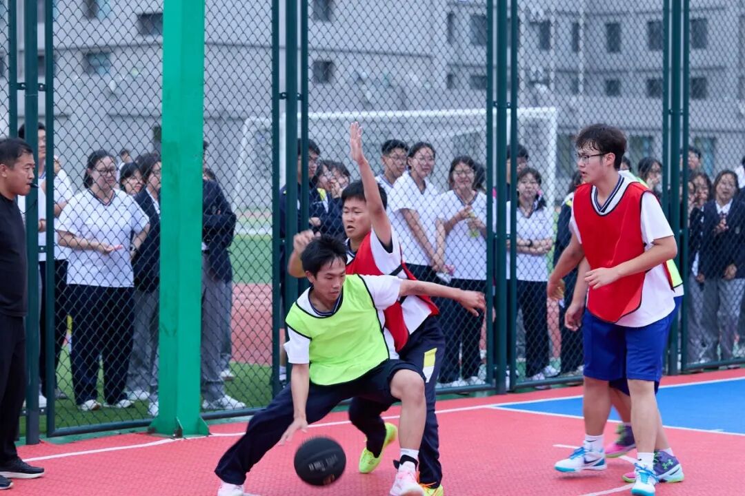 “热血逐篮赴韶华,青春赛场竞锋芒”——“志远杯” 3v3 篮球争霸赛